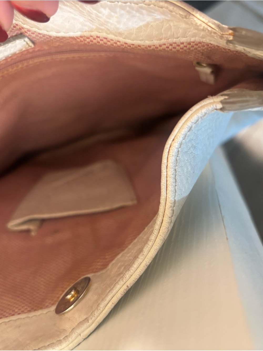 Dooney & Bourke Off-White Pebbled Leather Shoulder Bag - Picture 6 of 9